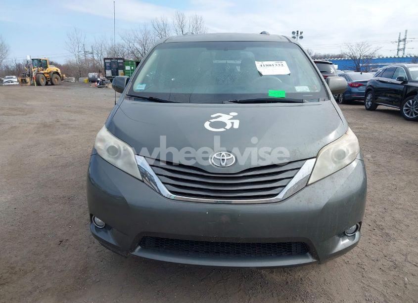 Photo 12 of 2014 Toyota Sienna XLE V6 8 PASSENGER (VIN 5TDYK3DC7ES483669)