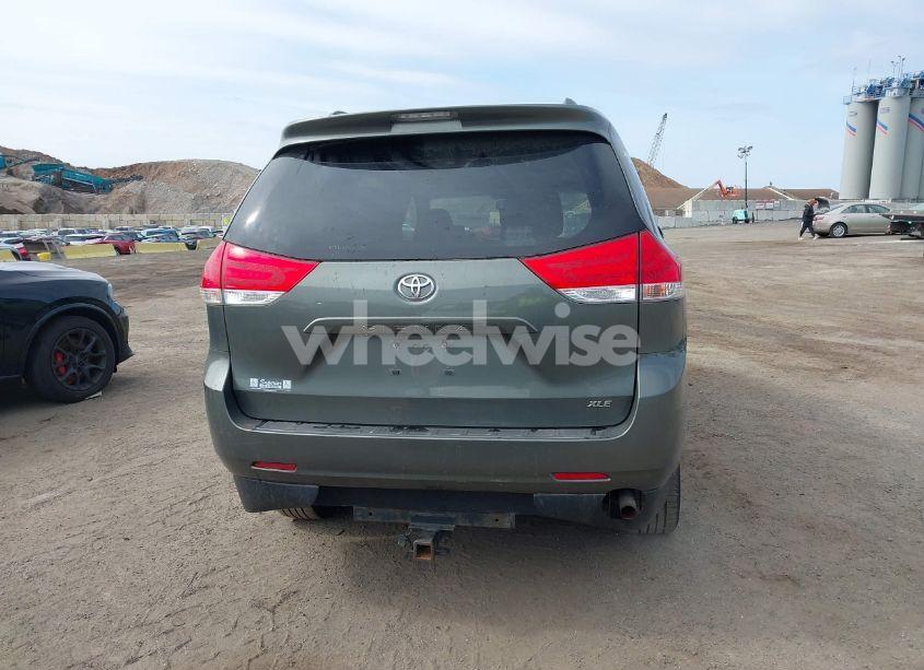 Photo 16 of 2014 Toyota Sienna XLE V6 8 PASSENGER (VIN 5TDYK3DC7ES483669)