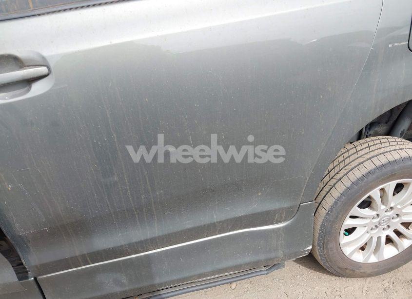 Photo 6 of 2014 Toyota Sienna XLE V6 8 PASSENGER (VIN 5TDYK3DC7ES483669)