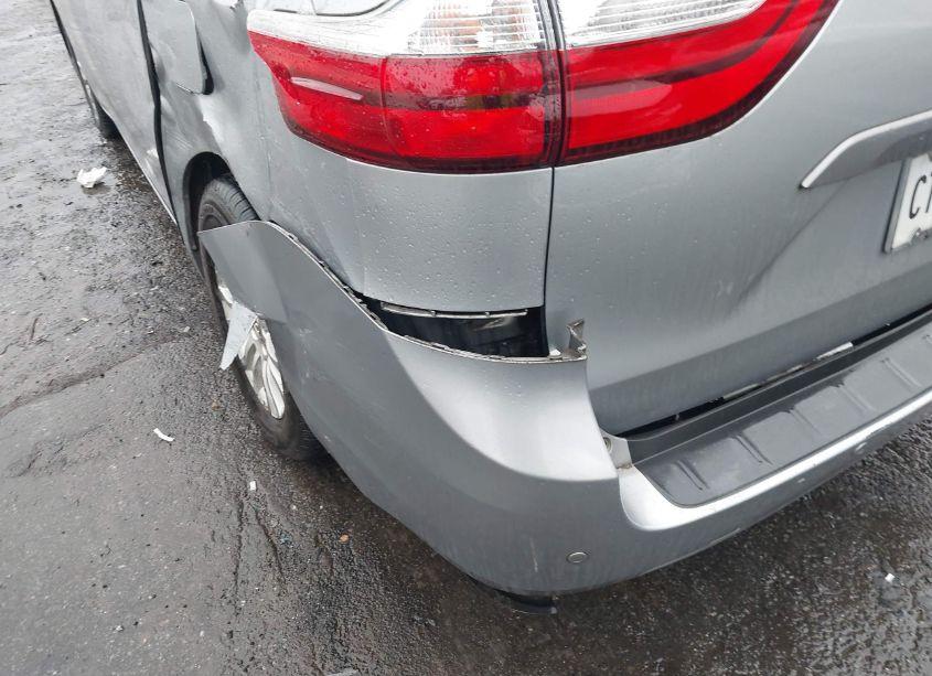 Photo 18 of 2015 Toyota Sienna XLE/LIMITED (VIN 5TDYK3DC7FS636701)