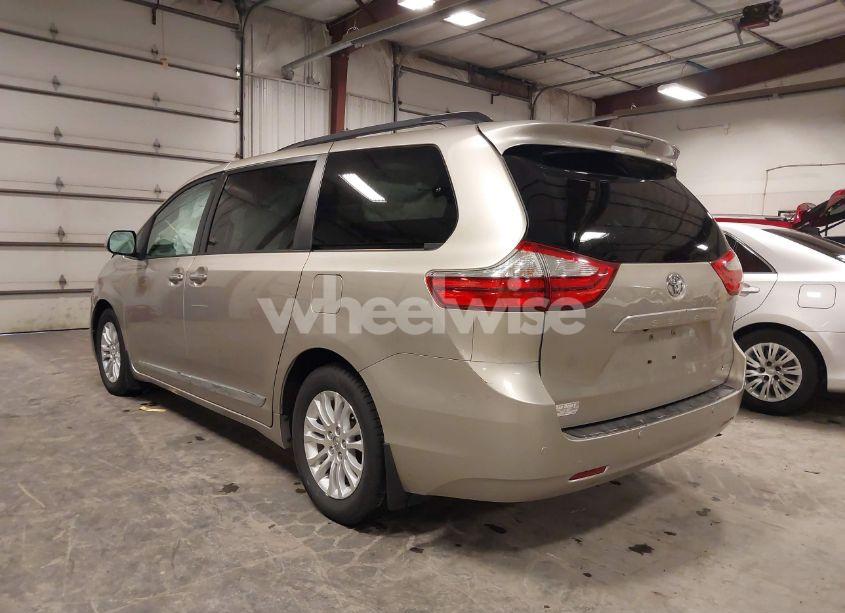 Photo 3 of 2015 Toyota Sienna XLE/LIMITED (VIN 5TDYK3DC7FS645561)