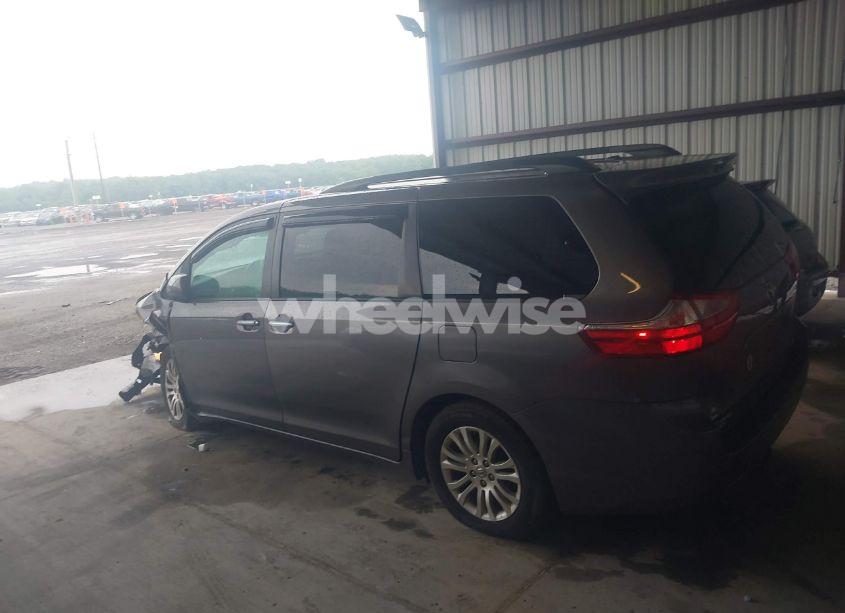 Photo 14 of 2016 Toyota Sienna XLE 8 PASSENGER (VIN 5TDYK3DC7GS763658)