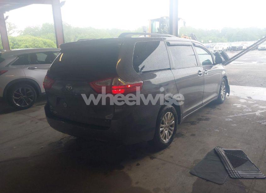 Photo 4 of 2016 Toyota Sienna XLE 8 PASSENGER (VIN 5TDYK3DC7GS763658)