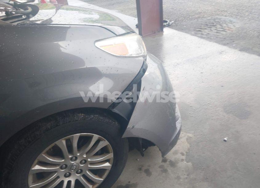 Photo 6 of 2016 Toyota Sienna XLE 8 PASSENGER (VIN 5TDYK3DC7GS763658)