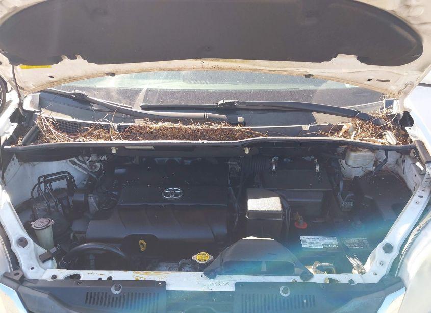 Photo 10 of 2011 Toyota Sienna XLE/LIMITED (VIN 5TDYK3DC8BS086502)