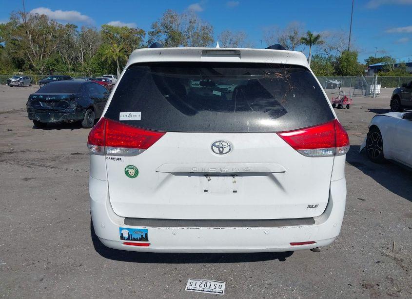 Photo 16 of 2011 Toyota Sienna XLE/LIMITED (VIN 5TDYK3DC8BS086502)