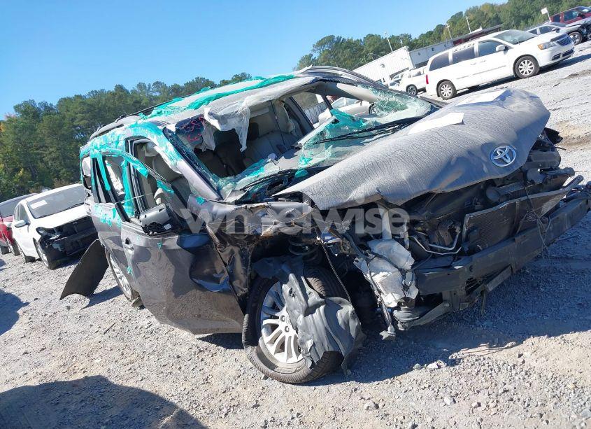 2011 Toyota Sienna XLE V6 (VIN 5TDYK3DC8BS092705) main photo