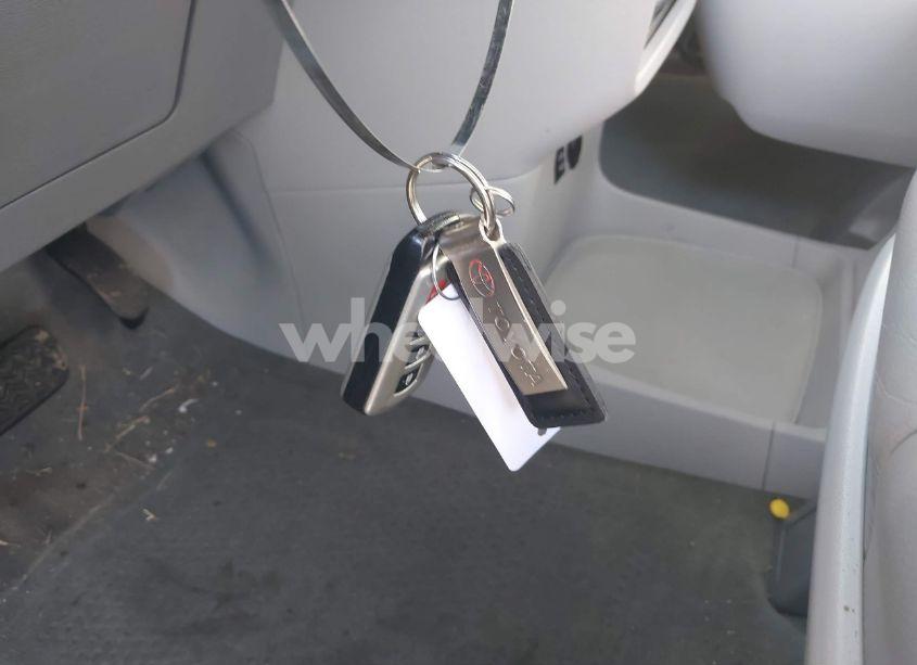 Photo 11 of 2011 Toyota Sienna XLE/LIMITED (VIN 5TDYK3DC8BS147895)