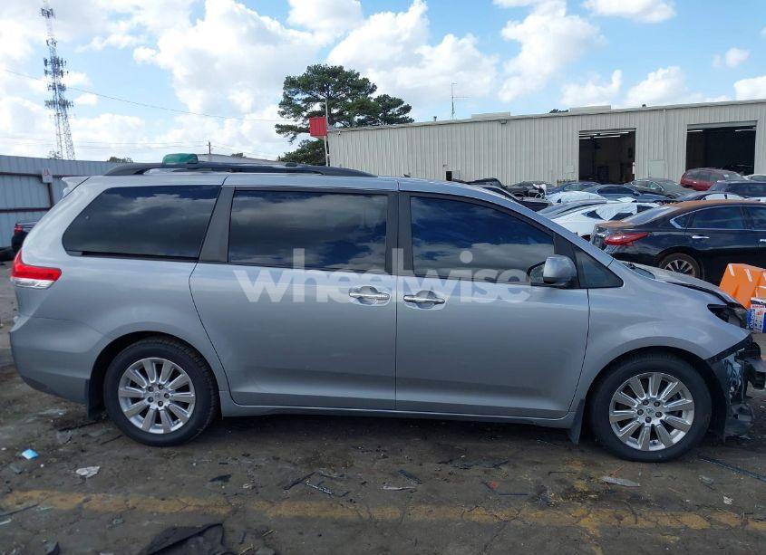 Photo 13 of 2011 Toyota Sienna LIMITED V6 (VIN 5TDYK3DC8BS157794)