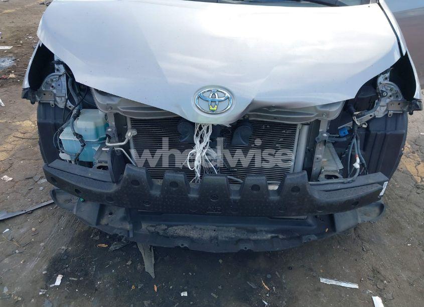 Photo 6 of 2011 Toyota Sienna LIMITED V6 (VIN 5TDYK3DC8BS157794)