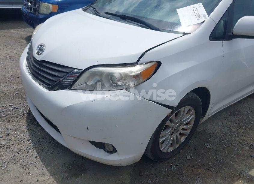 Photo 6 of 2012 Toyota Sienna XLE V6 8 PASSENGER (VIN 5TDYK3DC8CS177335)