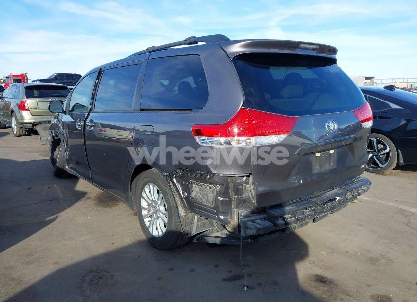 Photo 3 of 2012 Toyota Sienna XLE V6 8 PASSENGER (VIN 5TDYK3DC8CS213556)