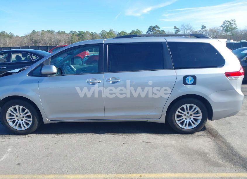 Photo 15 of 2012 Toyota Sienna XLE V6 8 PASSENGER (VIN 5TDYK3DC8CS229160)