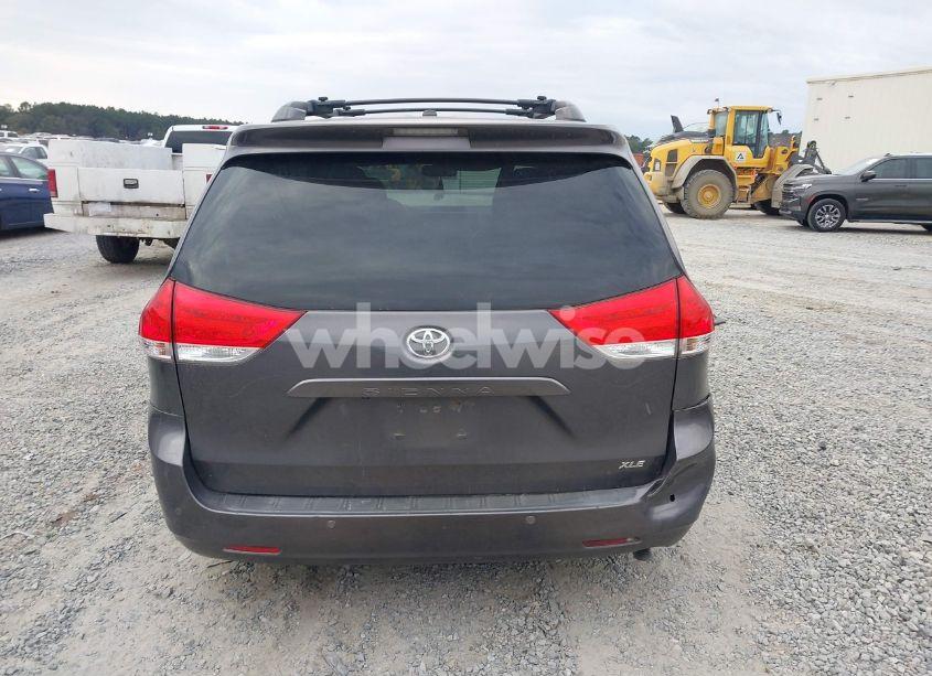 Photo 16 of 2012 Toyota Sienna XLE/LIMITED (VIN 5TDYK3DC8CS235329)