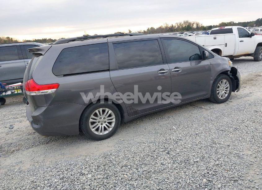 Photo 4 of 2012 Toyota Sienna XLE/LIMITED (VIN 5TDYK3DC8CS235329)