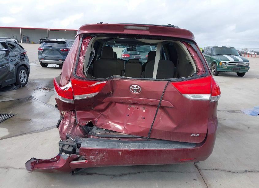 Photo 16 of 2013 Toyota Sienna XLE V6 8 PASSENGER (VIN 5TDYK3DC8DS357108)