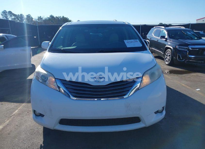 Photo 12 of 2013 Toyota Sienna XLE V6 8 PASSENGER (VIN 5TDYK3DC8DS375124)