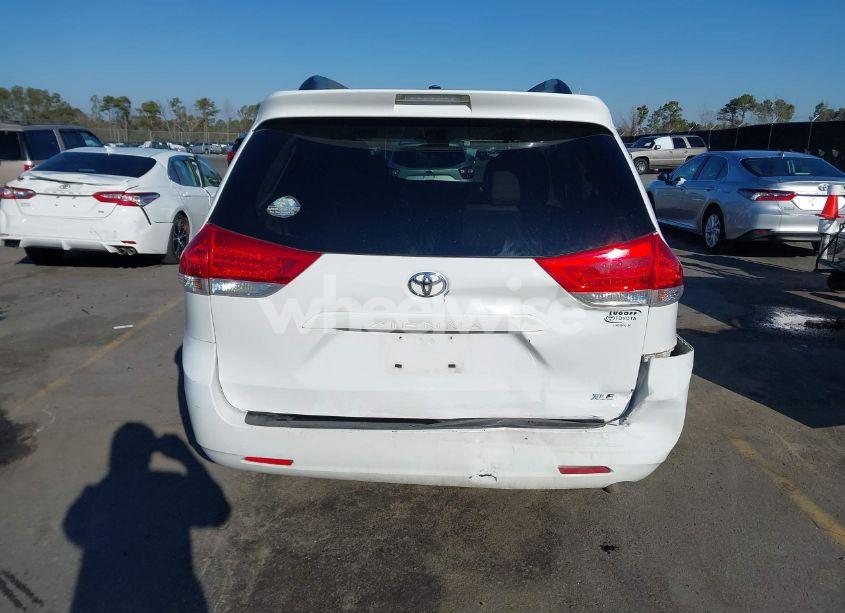 Photo 16 of 2013 Toyota Sienna XLE V6 8 PASSENGER (VIN 5TDYK3DC8DS375124)