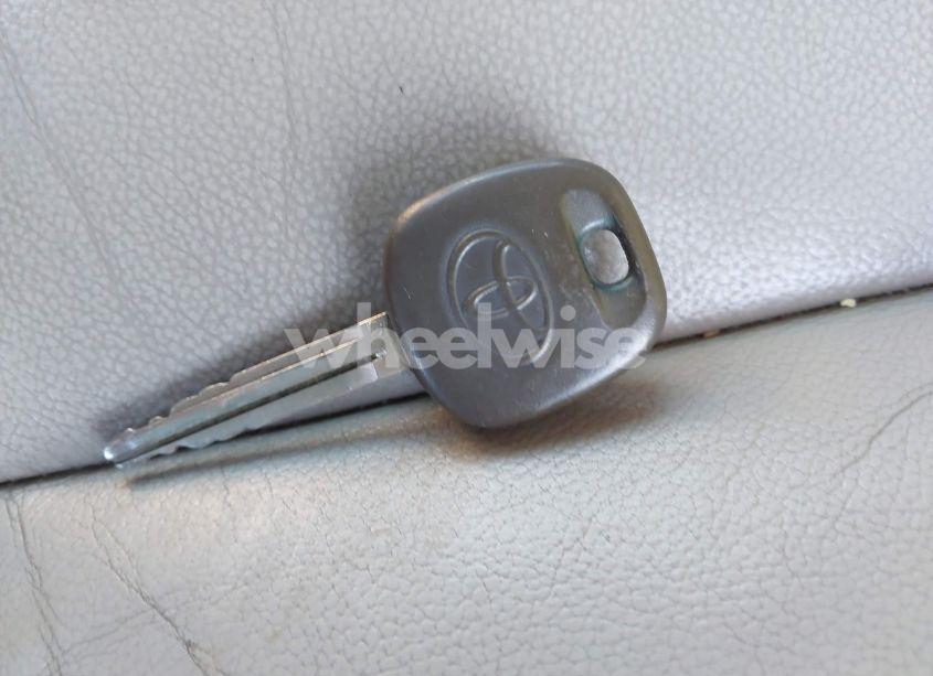 Photo 11 of 2013 Toyota Sienna XLE V6 8 PASSENGER (VIN 5TDYK3DC8DS402418)