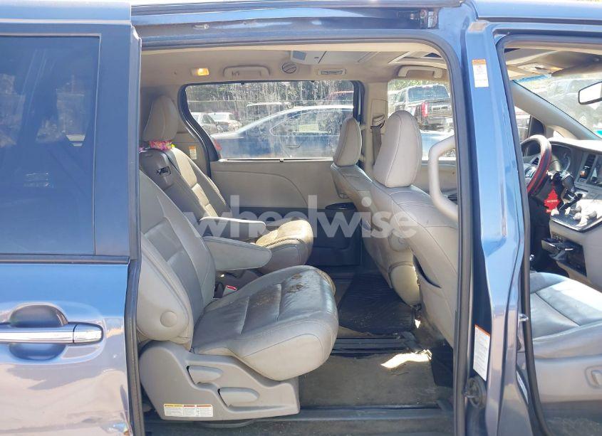 Photo 8 of 2015 Toyota Sienna XLE PREMIUM 8 PASSENGER (VIN 5TDYK3DC8FS533898)