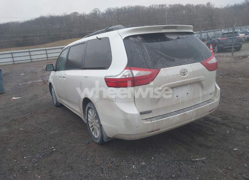 Photo 3 of 2015 Toyota Sienna XLE/LIMITED (VIN 5TDYK3DC8FS537028)