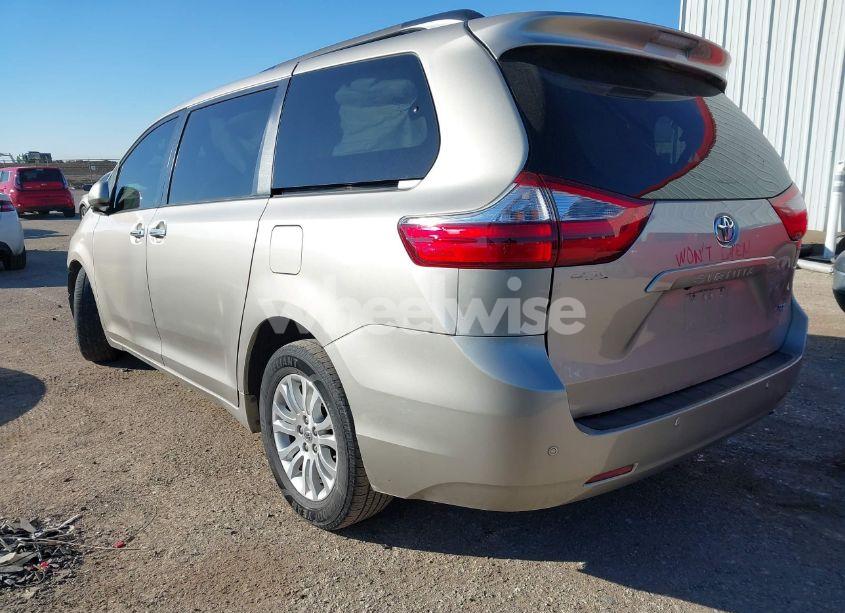 Photo 3 of 2015 Toyota Sienna XLE/LIMITED (VIN 5TDYK3DC8FS547056)