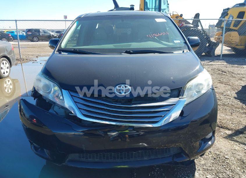 Photo 12 of 2015 Toyota Sienna XLE 8 PASSENGER (VIN 5TDYK3DC8FS607028)