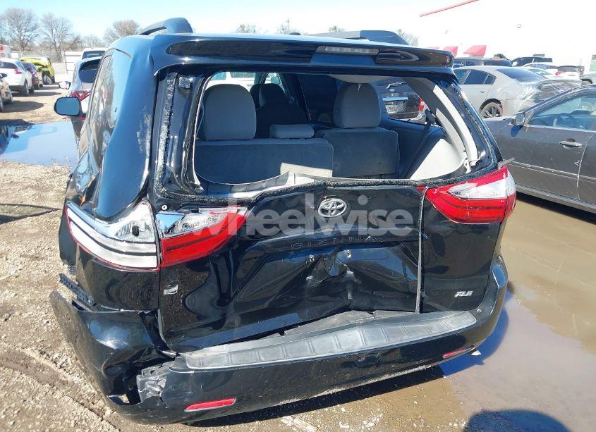 Photo 6 of 2015 Toyota Sienna XLE 8 PASSENGER (VIN 5TDYK3DC8FS607028)