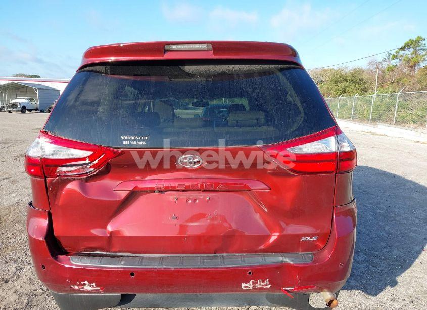 Photo 16 of 2016 Toyota Sienna XLE/LIMITED (VIN 5TDYK3DC8GS701072)