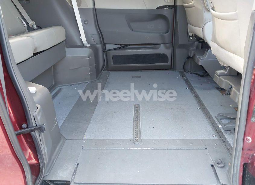 Photo 8 of 2016 Toyota Sienna XLE/LIMITED (VIN 5TDYK3DC8GS701072)