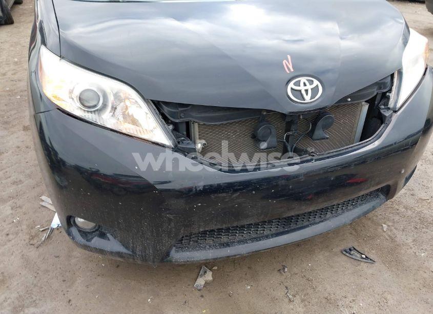 Photo 19 of 2016 Toyota Sienna XLE PREMIUM 8 PASSENGER (VIN 5TDYK3DC8GS718289)