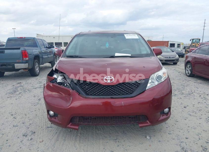 Photo 12 of 2011 Toyota Sienna XLE V6 (VIN 5TDYK3DC9BS001585)