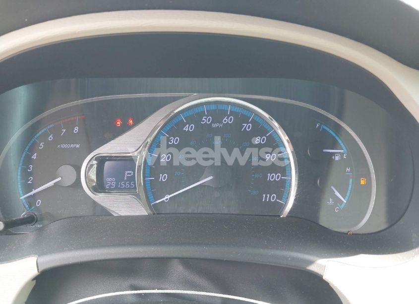 Photo 7 of 2011 Toyota Sienna XLE V6 (VIN 5TDYK3DC9BS039639)