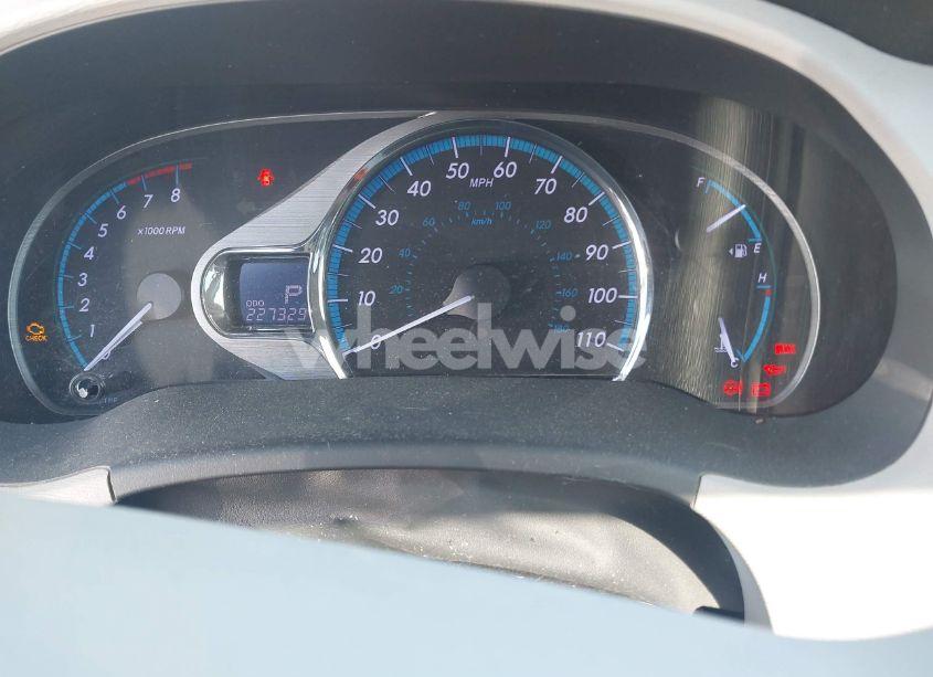 Photo 7 of 2011 Toyota Sienna XLE V6 (VIN 5TDYK3DC9BS133603)