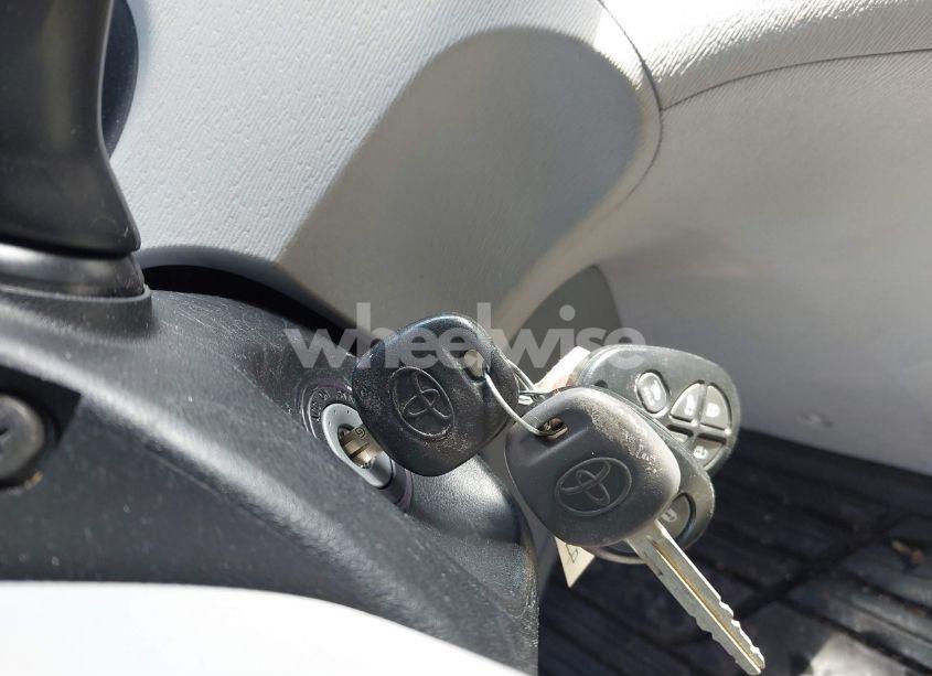 Photo 11 of 2012 Toyota Sienna XLE V6 8 PASSENGER (VIN 5TDYK3DC9CS264919)