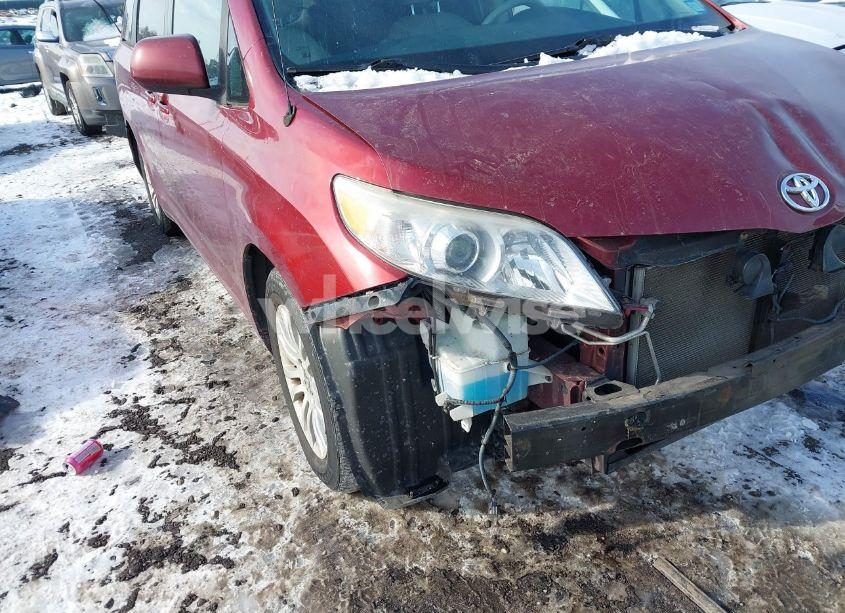 Photo 17 of 2012 Toyota Sienna XLE V6 8 PASSENGER (VIN 5TDYK3DC9CS264919)