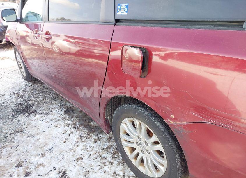 Photo 20 of 2012 Toyota Sienna XLE V6 8 PASSENGER (VIN 5TDYK3DC9CS264919)