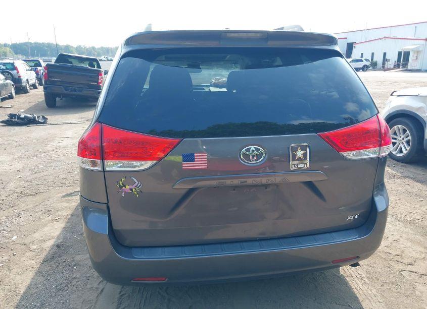 Photo 16 of 2013 Toyota Sienna XLE V6 8 PASSENGER (VIN 5TDYK3DC9DS332962)