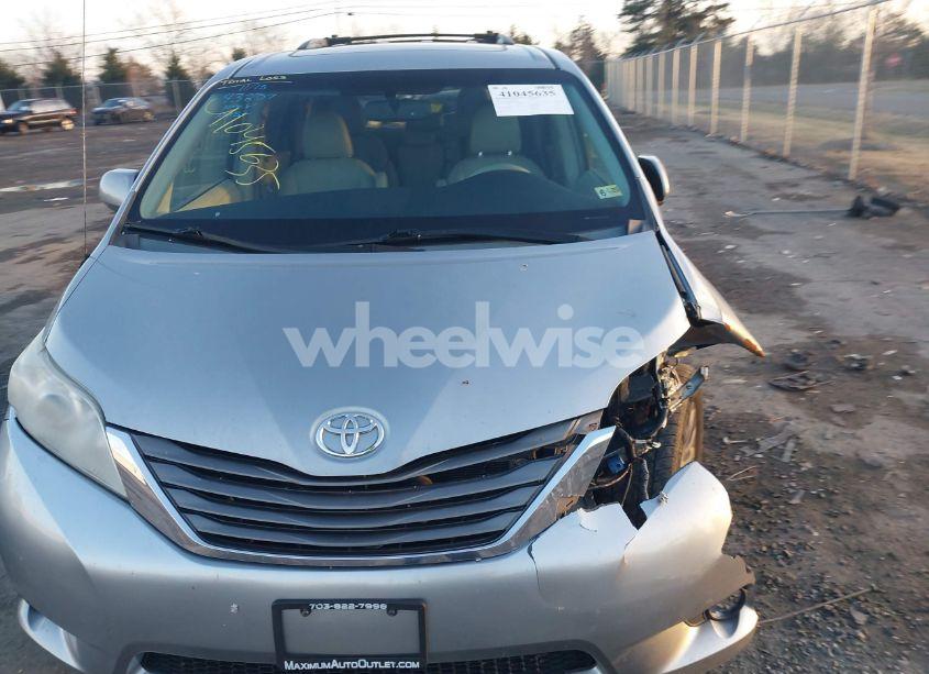 Photo 12 of 2014 Toyota Sienna XLE V6 8 PASSENGER (VIN 5TDYK3DC9ES475668)