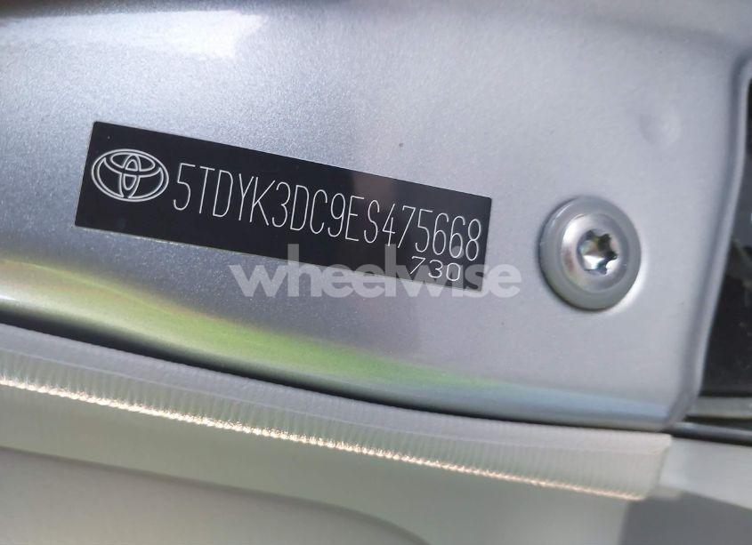Photo 9 of 2014 Toyota Sienna XLE V6 8 PASSENGER (VIN 5TDYK3DC9ES475668)
