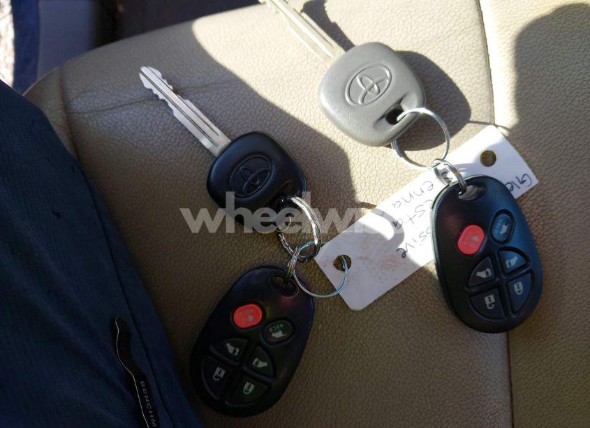 Photo 11 of 2014 Toyota Sienna XLE V6 8 PASSENGER (VIN 5TDYK3DC9ES526117)