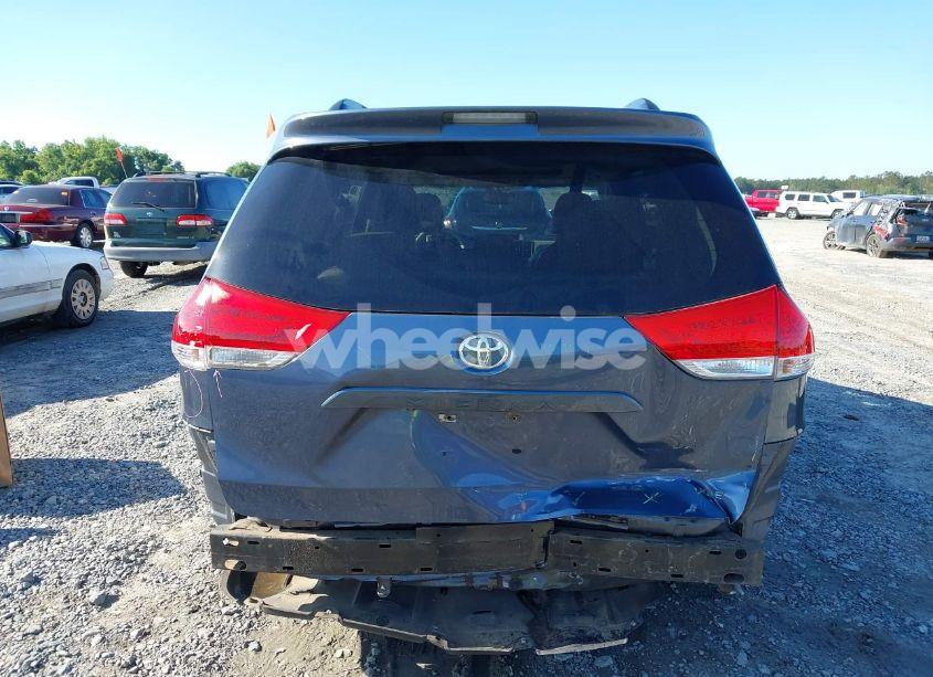 Photo 16 of 2014 Toyota Sienna XLE V6 8 PASSENGER (VIN 5TDYK3DC9ES526117)