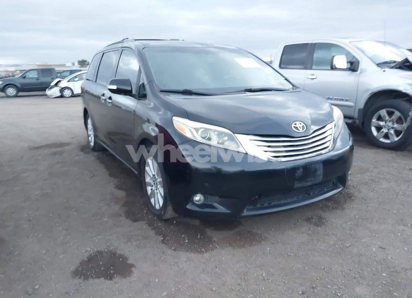 2015 Toyota Sienna LIMITED 7 PASSENGER (VIN 5TDYK3DC9FS542271) main photo