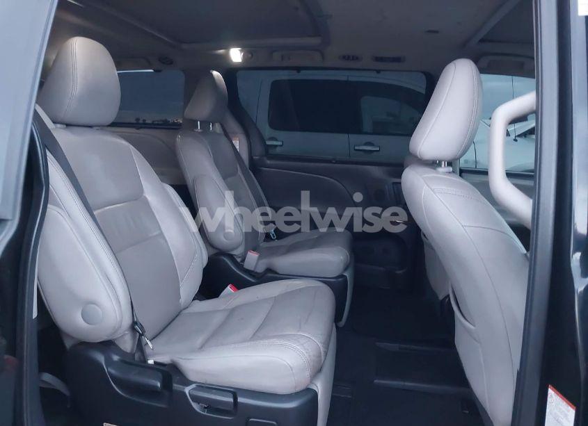 Photo 8 of 2015 Toyota Sienna LIMITED 7 PASSENGER (VIN 5TDYK3DC9FS542271)