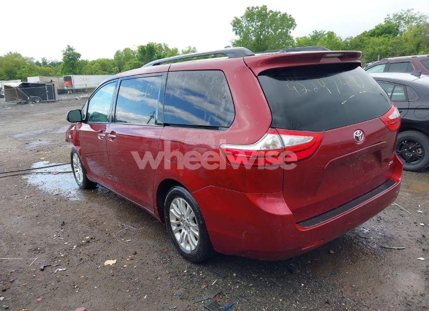 Photo 3 of 2015 Toyota Sienna XLE 8 PASSENGER (VIN 5TDYK3DC9FS569714)