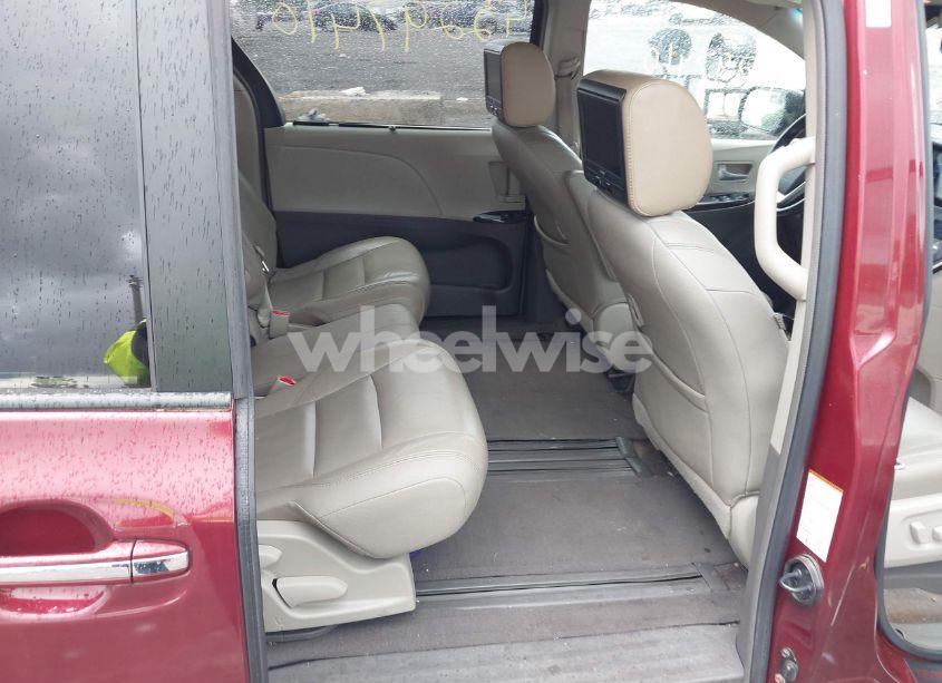 Photo 8 of 2015 Toyota Sienna XLE 8 PASSENGER (VIN 5TDYK3DC9FS569714)