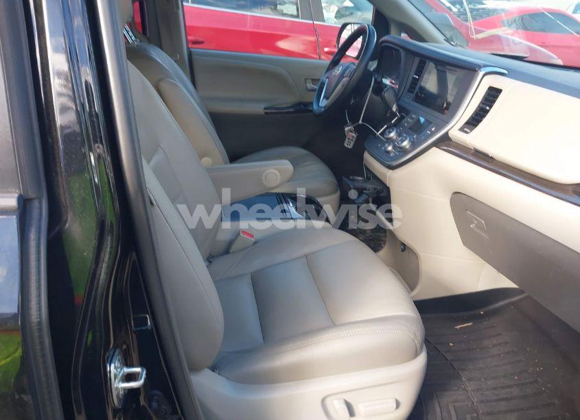 Photo 5 of 2015 Toyota Sienna XLE 8 PASSENGER (VIN 5TDYK3DC9FS581944)