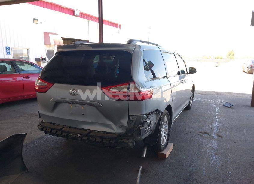 Photo 4 of 2015 Toyota Sienna XLE 8 PASSENGER (VIN 5TDYK3DC9FS611086)