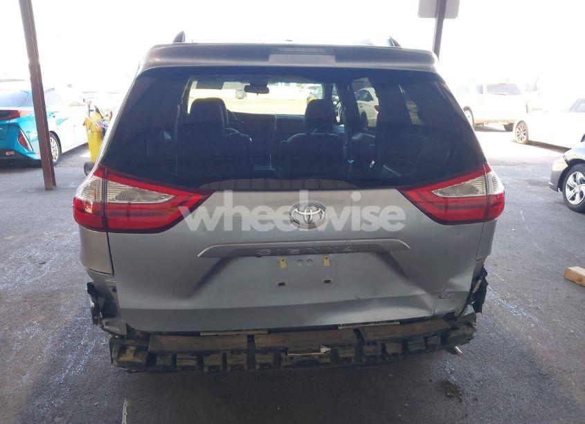 Photo 6 of 2015 Toyota Sienna XLE 8 PASSENGER (VIN 5TDYK3DC9FS611086)