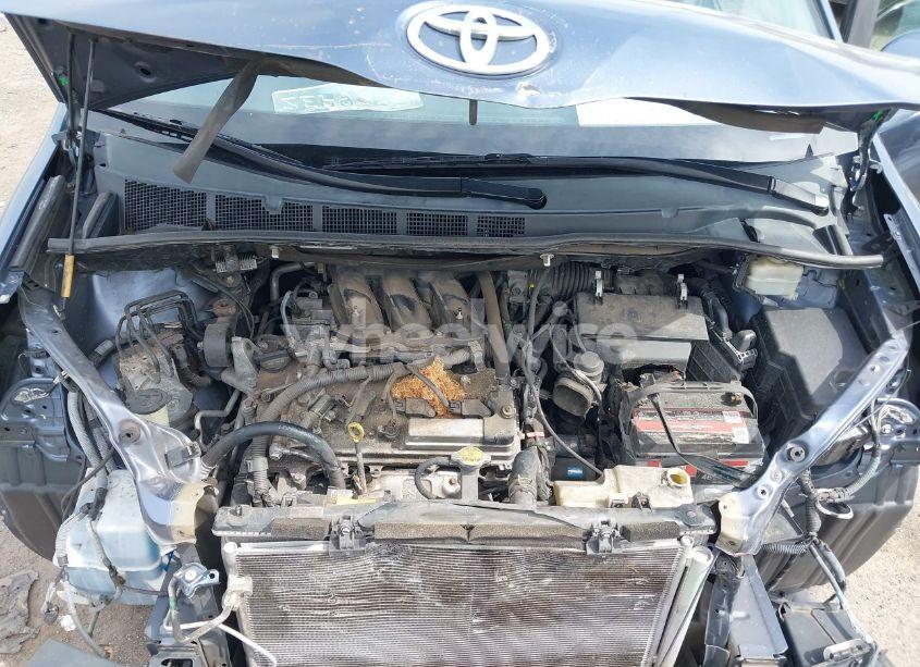 Photo 10 of 2015 Toyota Sienna XLE 8 PASSENGER (VIN 5TDYK3DC9FS653421)